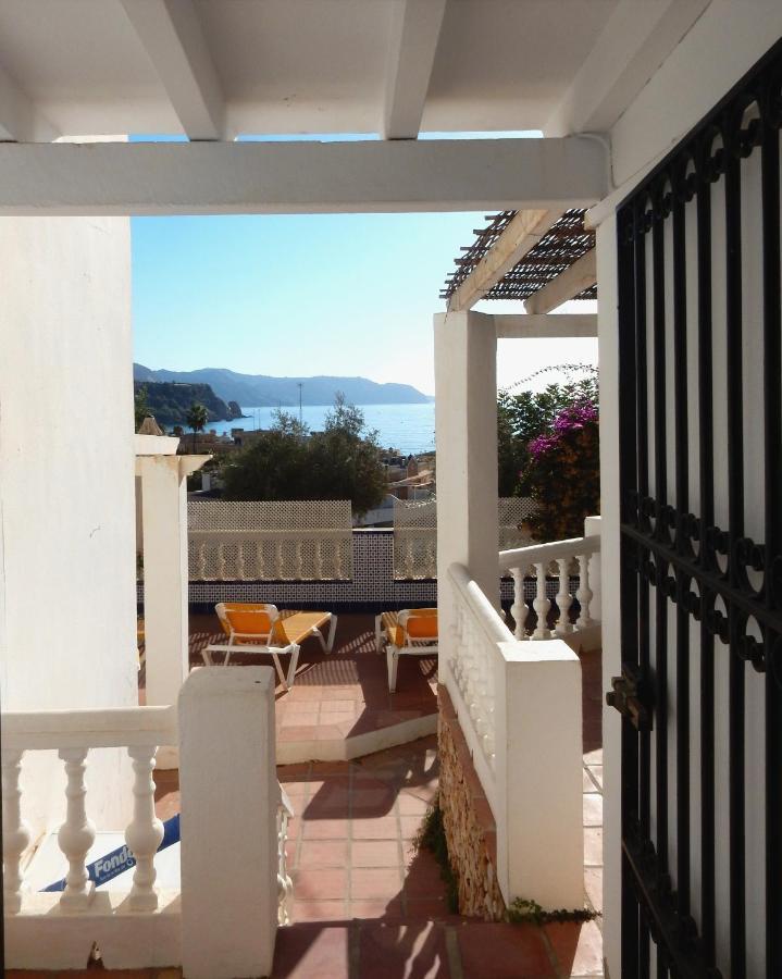Beach Villa ,Nerja, Seaview, Pool, 3 Bedrooms, Huge Terrace And Garden מראה חיצוני תמונה