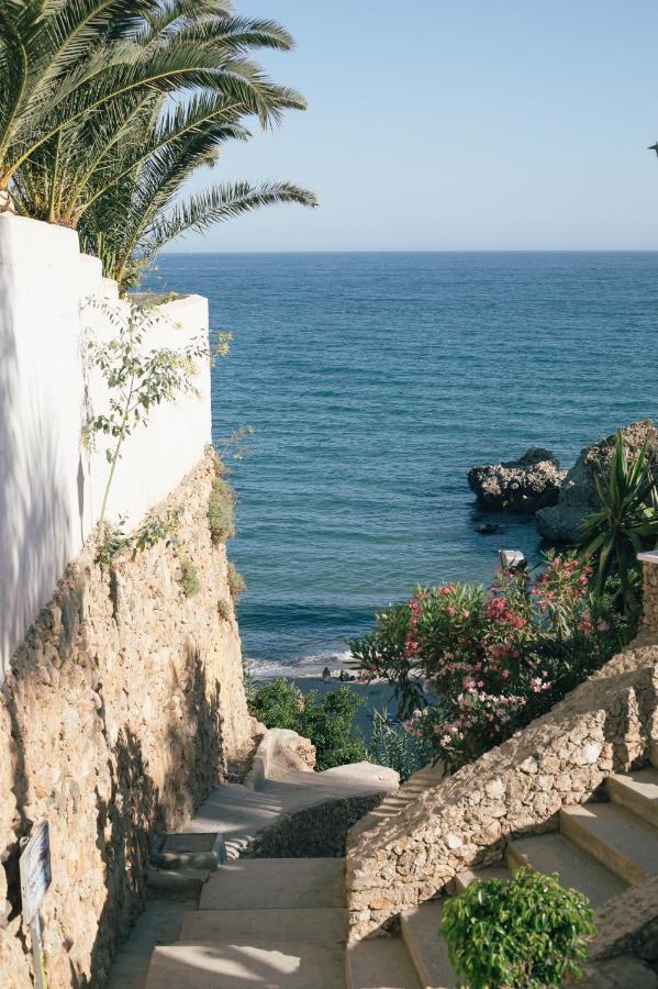 Beach Villa ,Nerja, Seaview, Pool, 3 Bedrooms, Huge Terrace And Garden מראה חיצוני תמונה