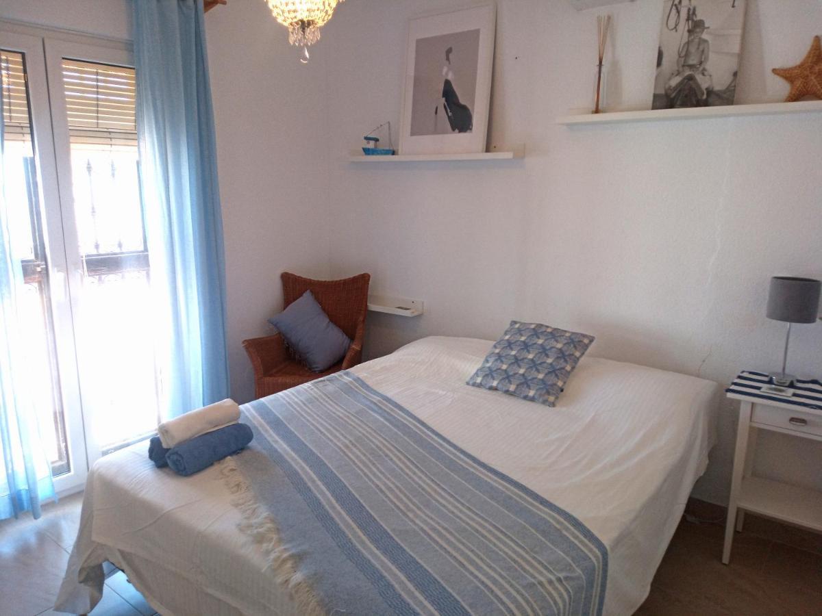 Beach Villa ,Nerja, Seaview, Pool, 3 Bedrooms, Huge Terrace And Garden מראה חיצוני תמונה